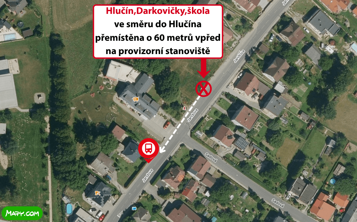 Hlučín,Darkovičky,škola ve směru do Hlučína přemístěna o 60 metrů vpřed na provizorní stanoviště.png